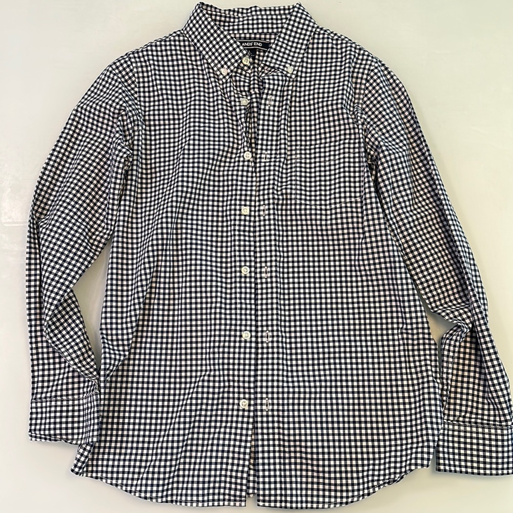 NWOT Lands End Size L (14-16) Button Down Shirt